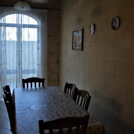Ta Dwardu Farmhouse Holiday home *